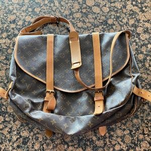 Auth Louis Vuitton Saumur 43 Crossbody #1513L31
